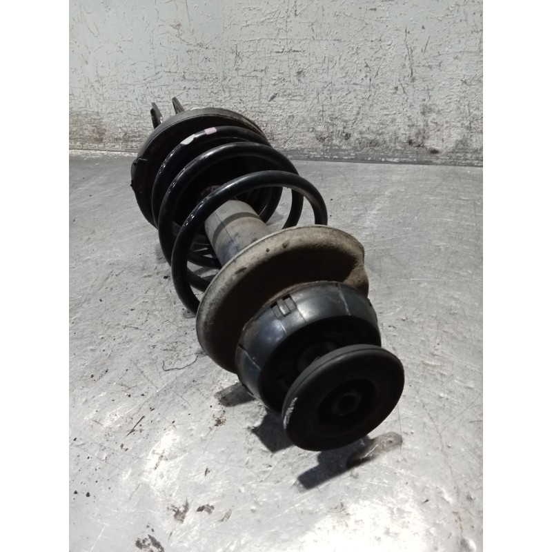 Recambio de amortiguador delantero derecho para renault clio ii (bb_, cb_) 1.9 dti (b/cb0u) referencia OEM IAM  19DTI 1998