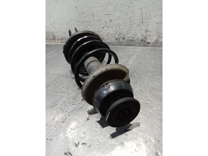 Recambio de amortiguador delantero derecho para renault clio ii (bb_, cb_) 1.9 dti (b/cb0u) referencia OEM IAM  19DTI 1998