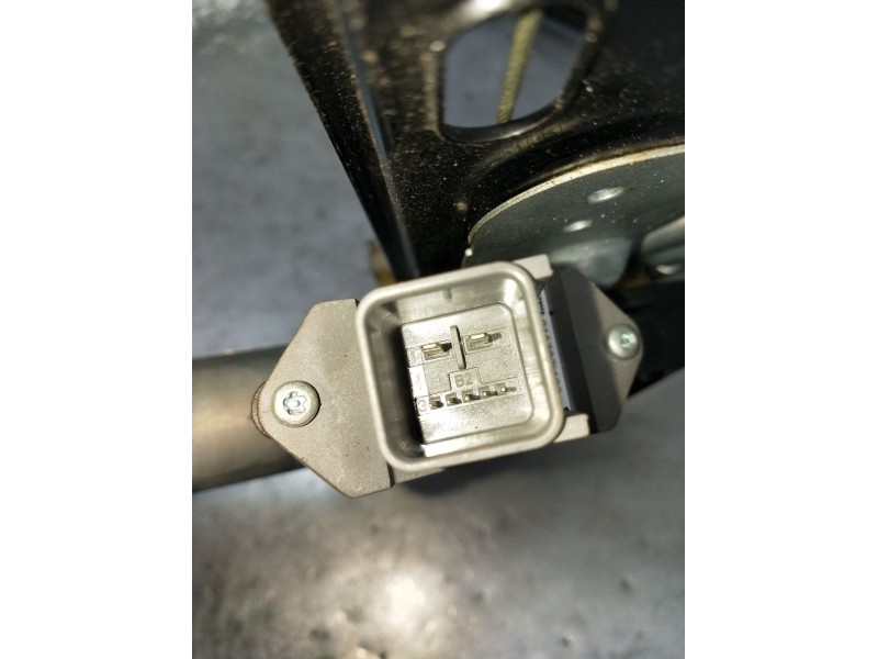 Recambio de elevalunas delantero izquierdo para opel insignia a sports tourer (g09) 2.0 cdti (35) referencia OEM IAM  5P 2008