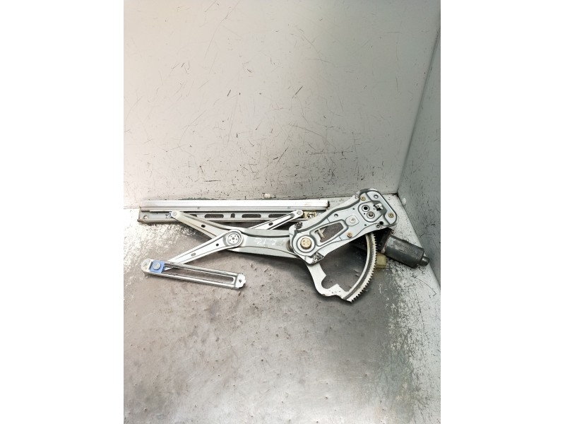 Recambio de elevalunas delantero izquierdo para mercedes-benz clk (c208) clk 320 (208.365) referencia OEM IAM  2P 1997