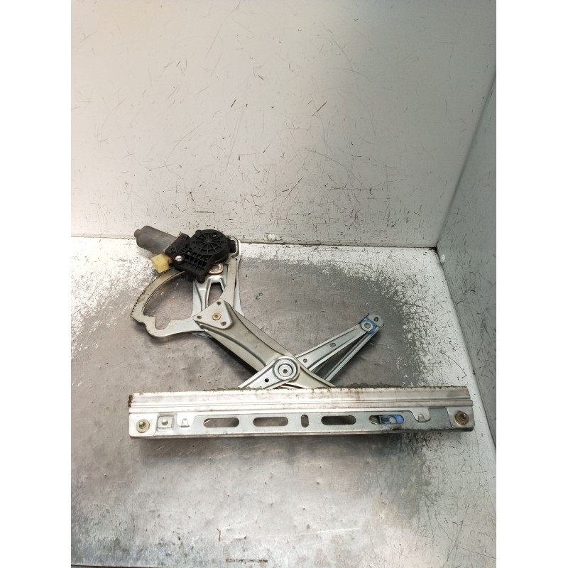 Recambio de elevalunas delantero izquierdo para mercedes-benz clk (c208) clk 320 (208.365) referencia OEM IAM  2P 1997