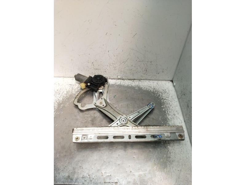 Recambio de elevalunas delantero izquierdo para mercedes-benz clk (c208) clk 320 (208.365) referencia OEM IAM  2P 1997