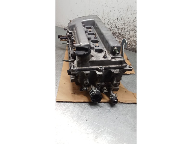 Recambio de culata para toyota corolla sedán (_e12_) 1.6 vvt-i (zze121_) referencia OEM IAM  3ZZ 