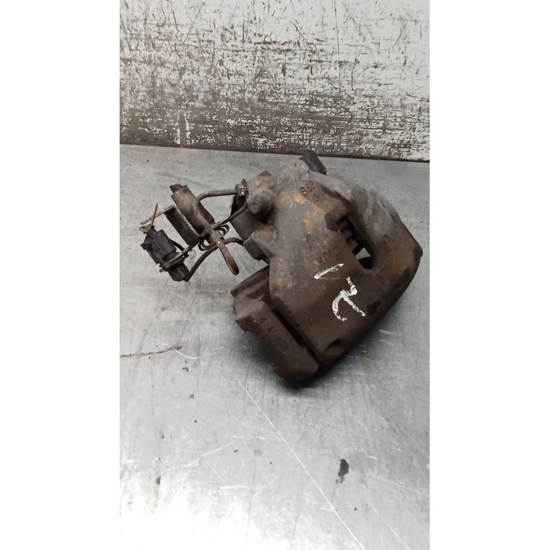 Recambio de pinza freno delantera izquierda para volkswagen passat b5.5 (3b3) 1.9 tdi 4motion referencia OEM IAM  ATE 01