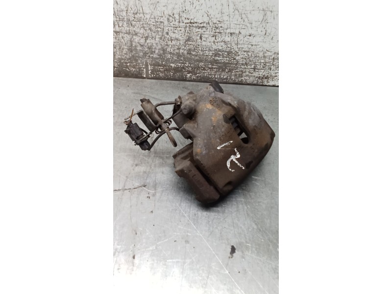 Recambio de pinza freno delantera izquierda para volkswagen passat b5.5 (3b3) 1.9 tdi 4motion referencia OEM IAM  ATE 01