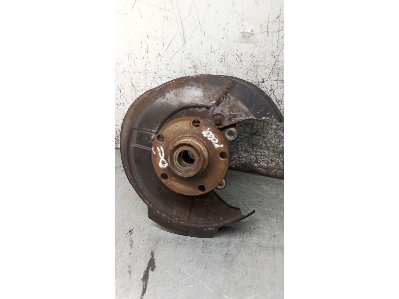Recambio de mangueta trasera derecha para volkswagen passat b5.5 (3b3) 1.9 tdi 4motion referencia OEM IAM   01