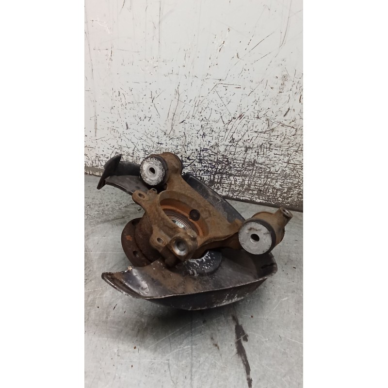 Recambio de mangueta trasera izquierda para volkswagen passat b5.5 (3b3) 1.9 tdi 4motion referencia OEM IAM   01
