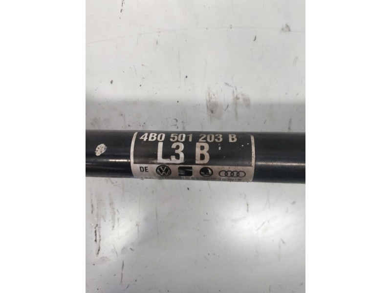 Recambio de transmision trasera derecha para audi a6 berlina (4b2) 2.8 v6 30v referencia OEM IAM 4B0501203B  
