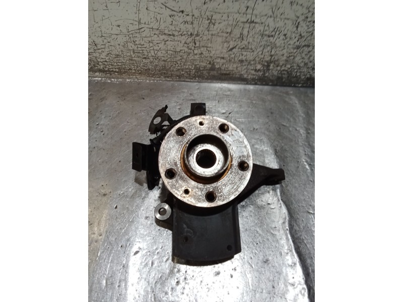 Recambio de mangueta delantera izquierda para renault trafic iii furgoneta (fg_) 1.6 dci 95 (fgmj, fgmr) referencia OEM IAM   15