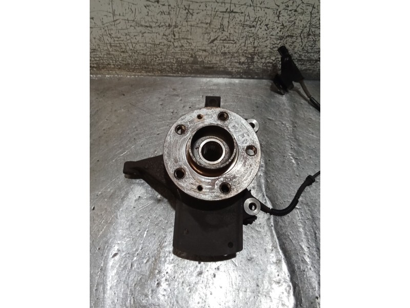 Recambio de mangueta delantera derecha para renault trafic iii furgoneta (fg_) 1.6 dci 95 (fgmj, fgmr) referencia OEM IAM   15
