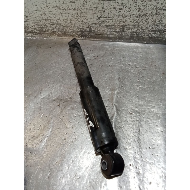 Recambio de amortiguador trasero izquierdo para renault trafic iii furgoneta (fg_) 1.6 dci 95 (fgmj, fgmr) referencia OEM IAM   