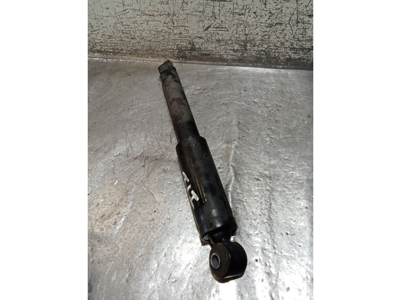 Recambio de amortiguador trasero izquierdo para renault trafic iii furgoneta (fg_) 1.6 dci 95 (fgmj, fgmr) referencia OEM IAM   