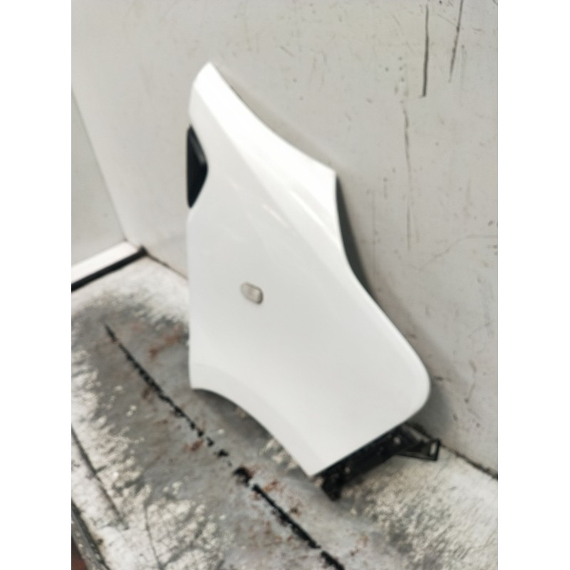 Recambio de aleta delantera derecha para renault trafic iii furgoneta (fg_) 1.6 dci 95 (fgmj, fgmr) referencia OEM IAM   