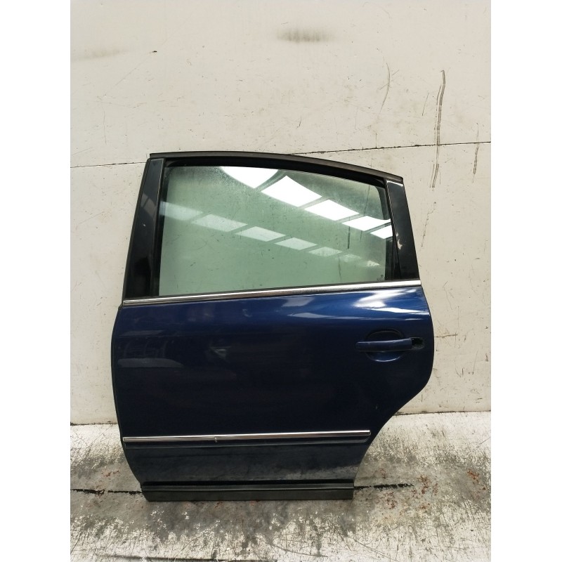 Recambio de puerta trasera izquierda para volkswagen passat b5.5 (3b3) 1.9 tdi 4motion referencia OEM IAM  5P 2001