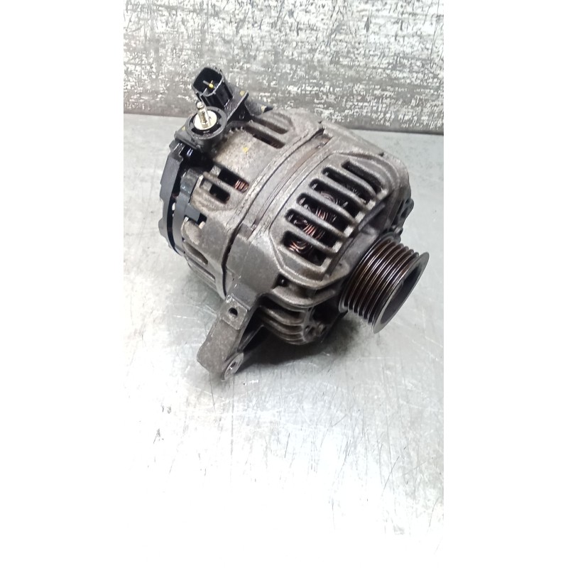 Recambio de alternador para toyota corolla sedán (_e12_) 1.6 vvt-i (zze121_) referencia OEM IAM 0124315024 270600D030F 02 80A
