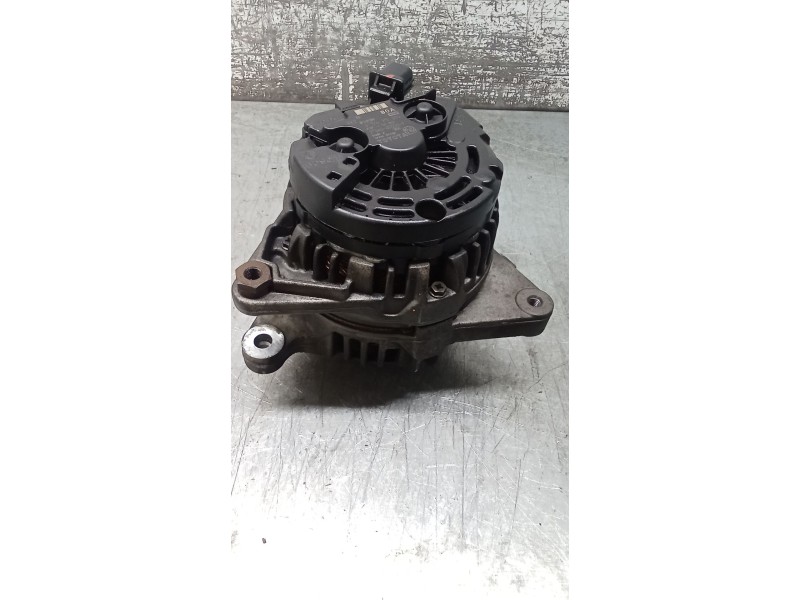 Recambio de alternador para toyota corolla sedán (_e12_) 1.6 vvt-i (zze121_) referencia OEM IAM 0124315024 270600D030F 02 80A