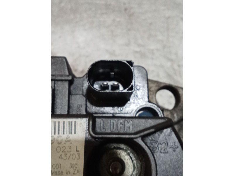 Recambio de alternador para seat leon (1m1) 1.9 tdi referencia OEM IAM 0124325001 038903023L 