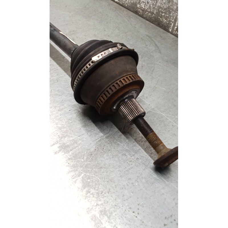 Recambio de transmision delantera derecha para volkswagen passat b5.5 (3b3) 1.9 tdi 4motion referencia OEM IAM   01