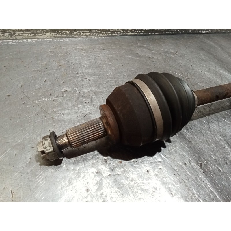 Recambio de transmision delantera izquierda para renault trafic iii furgoneta (fg_) 1.6 dci 95 (fgmj, fgmr) referencia OEM IAM  