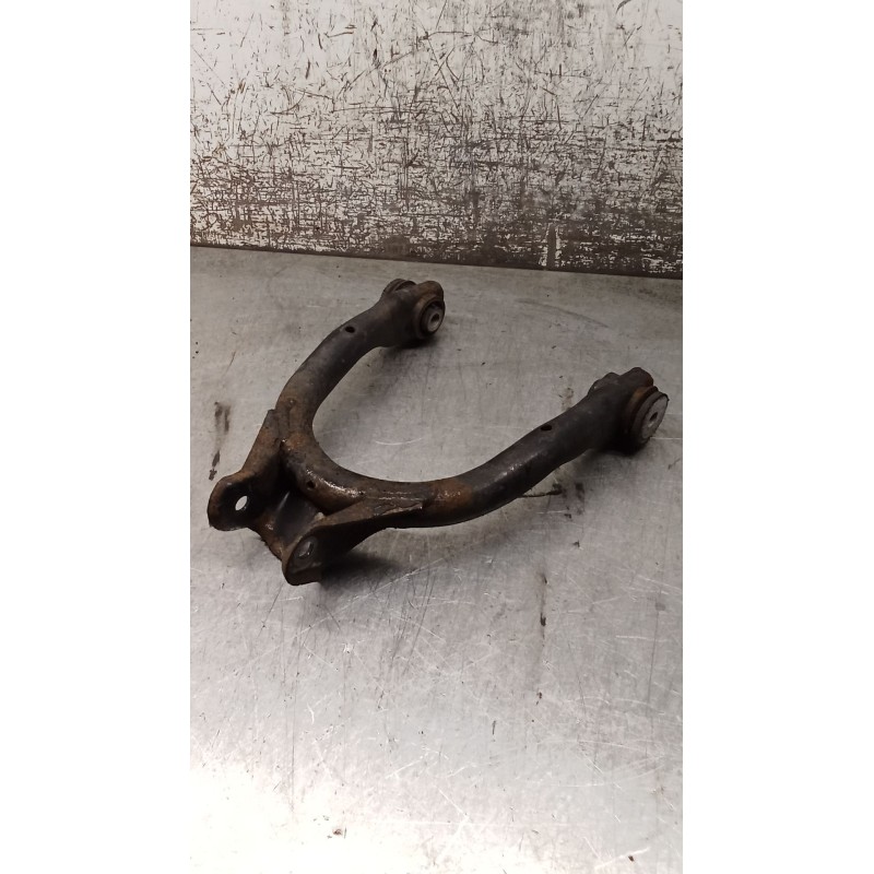 Recambio de brazo suspension superior trasero izquierdo para volkswagen passat b5.5 (3b3) 1.9 tdi 4motion referencia OEM IAM 8E0