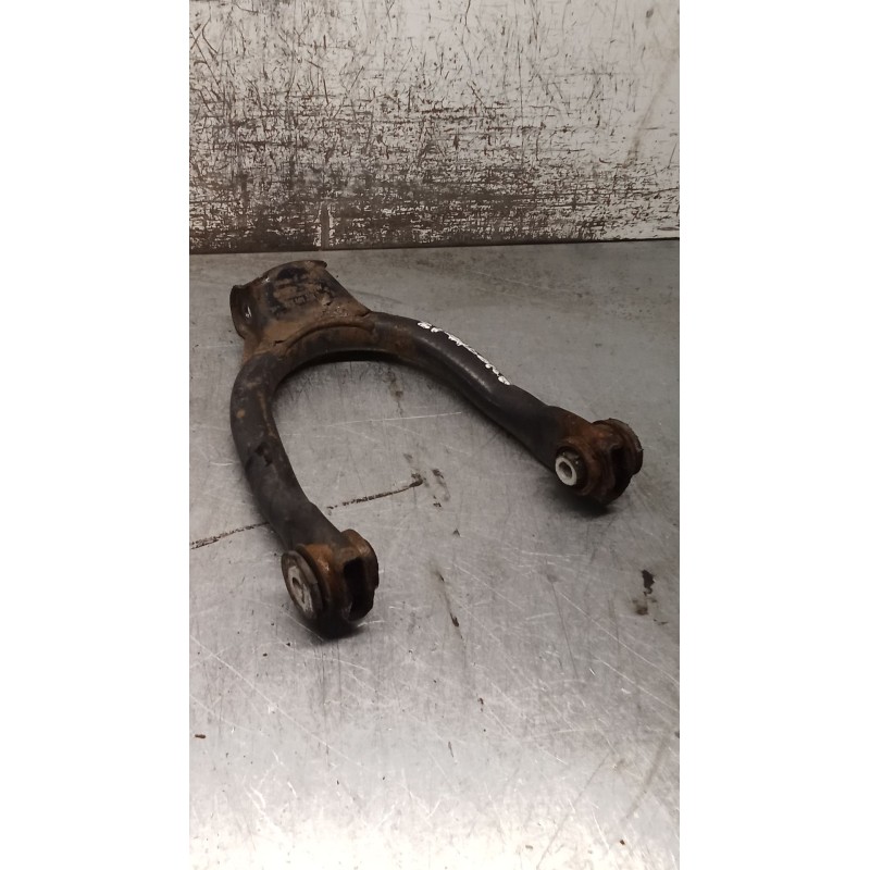 Recambio de brazo suspension superior trasero izquierdo para volkswagen passat b5.5 (3b3) 1.9 tdi 4motion referencia OEM IAM 8E0