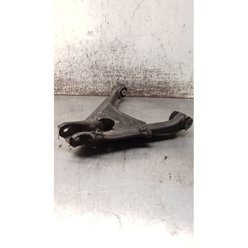 Recambio de brazo suspension inferior trasero derecho para volkswagen passat b5.5 (3b3) 1.9 tdi 4motion referencia OEM IAM 4B050