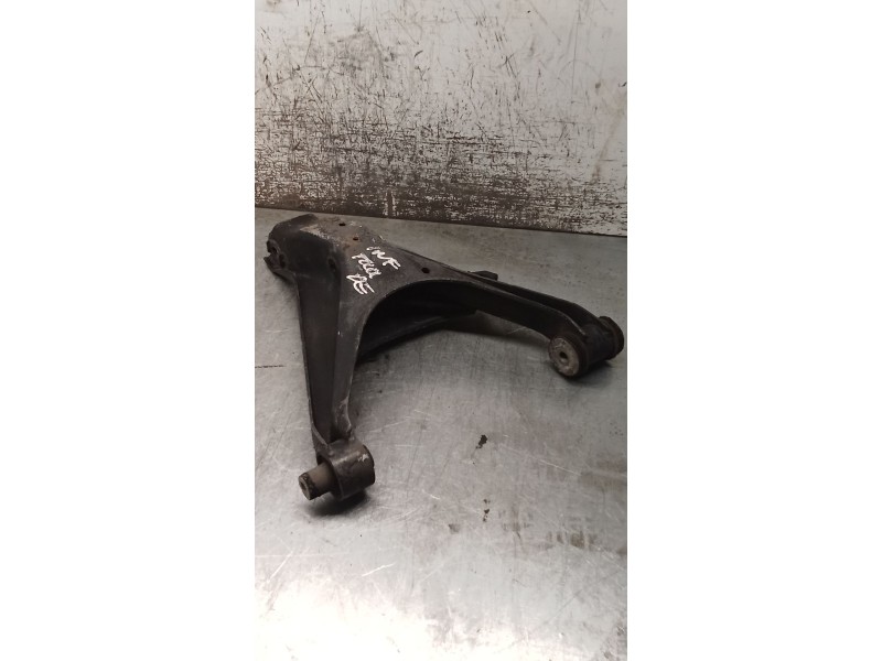 Recambio de brazo suspension inferior trasero derecho para volkswagen passat b5.5 (3b3) 1.9 tdi 4motion referencia OEM IAM 4B050