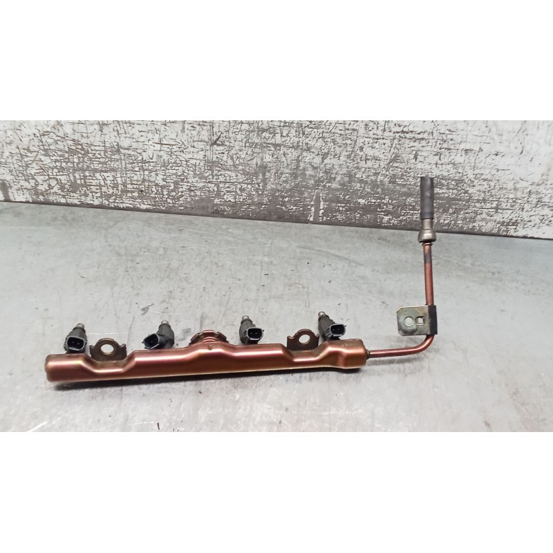 Recambio de rampa inyectora para toyota corolla sedán (_e12_) 1.6 vvt-i (zze121_) referencia OEM IAM   02