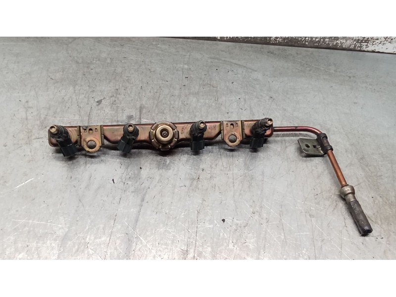 Recambio de rampa inyectora para toyota corolla sedán (_e12_) 1.6 vvt-i (zze121_) referencia OEM IAM   02