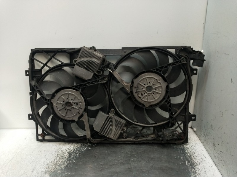 Recambio de electroventilador para volkswagen phaeton (3d2/3d8) tdi v10 (4 asientos) referencia OEM IAM 3D0121991H  2002