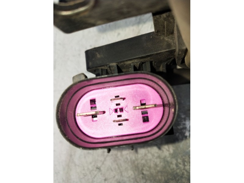 Recambio de electroventilador para volkswagen phaeton (3d2/3d8) tdi v10 (4 asientos) referencia OEM IAM 3D0121991H  2002