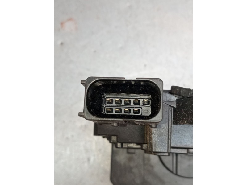 Recambio de motor cierre centralizado trasero izquierdo para opel meriva b monospace (s10) 1.7 cdti (75) referencia OEM IAM 1343