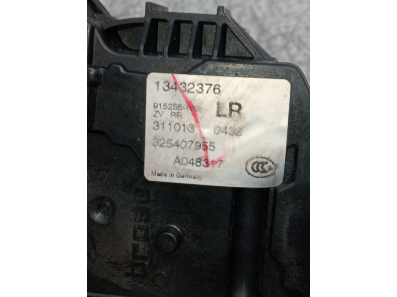 Recambio de motor cierre centralizado trasero izquierdo para opel meriva b monospace (s10) 1.7 cdti (75) referencia OEM IAM 1343