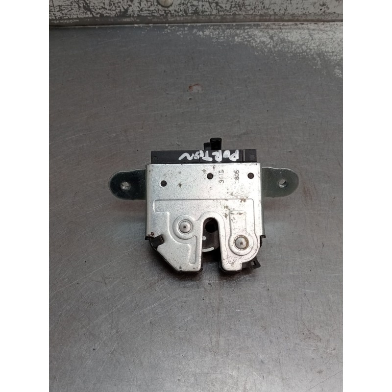 Recambio de motor cierre centralizado porton para opel meriva b monospace (s10) 1.7 cdti (75) referencia OEM IAM  5P 2010