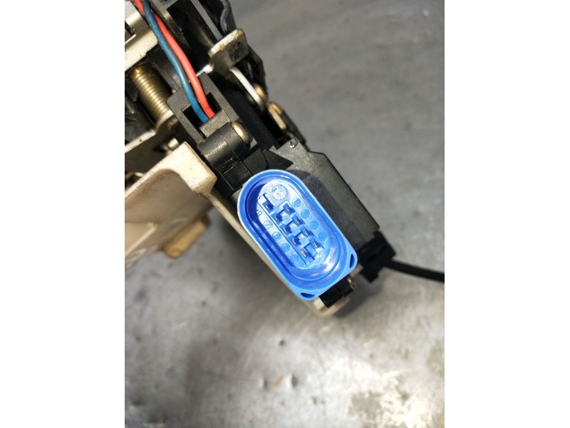 Recambio de motor cierre centralizado delantero izquierdo para volkswagen phaeton (3d2/3d8) tdi v10 (4 asientos) referencia OEM 