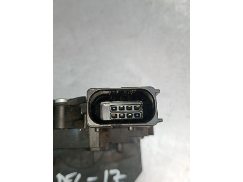Recambio de motor cierre centralizado delantero izquierdo para opel meriva b monospace (s10) 1.7 cdti (75) referencia OEM IAM  5