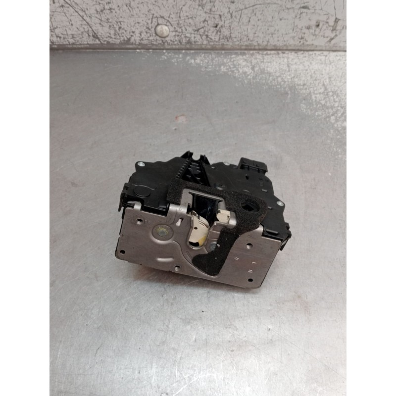 Recambio de motor cierre centralizado delantero derecho para opel meriva b monospace (s10) 1.7 cdti (75) referencia OEM IAM 0325