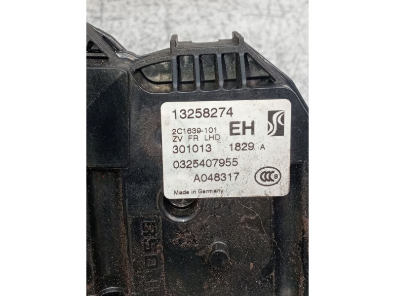 Recambio de motor cierre centralizado delantero derecho para opel meriva b monospace (s10) 1.7 cdti (75) referencia OEM IAM 0325