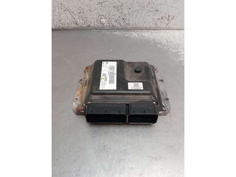 Recambio de centralita motor uce para opel meriva b monospace (s10) 1.7 cdti (75) referencia OEM IAM MB2757003570 55593362 2010