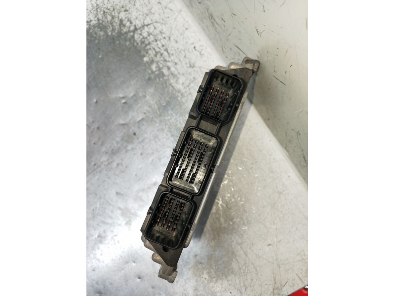 Recambio de centralita motor uce para peugeot 308 i (4a_, 4c_) 1.6 hdi referencia OEM IAM 0281013872 9664843780 EDC16C34 2007