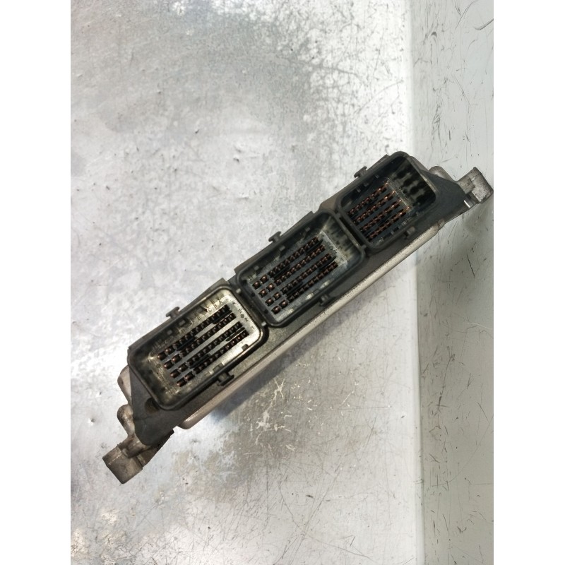 Recambio de centralita motor uce para renault laguna iii (bt0/1) 2.0 dci (bt07, bt0j, bt14, bt1a, bt1s) referencia OEM IAM 02810