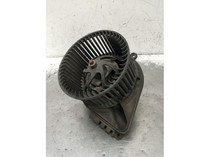 Recambio de motor calefaccion para volkswagen lt 28-46 ii caja/chasis (2dc, 2df, 2dg, 2dl, 2dm) 2.5 tdi referencia OEM IAM 65167