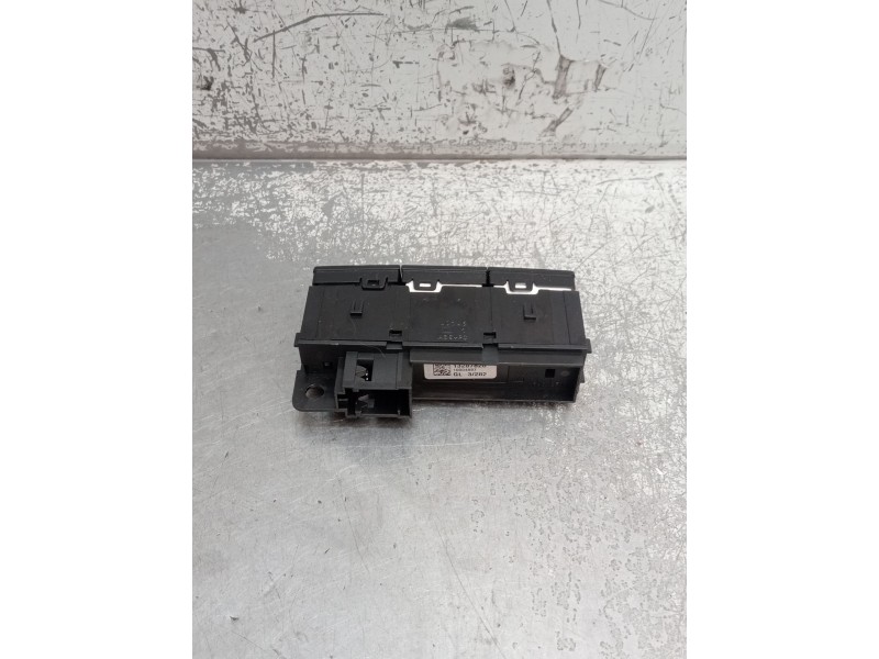 Recambio de mando multifuncion para opel meriva b monospace (s10) 1.7 cdti (75) referencia OEM IAM 13287826 10004897 2010