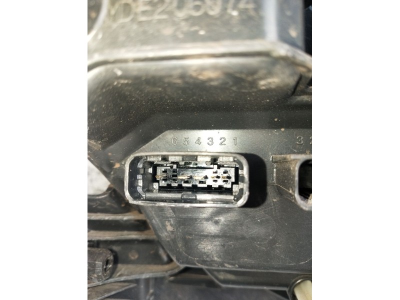 Recambio de faro izquierdo para renault laguna iii (bt0/1) 2.0 dci (bt07, bt0j, bt14, bt1a, bt1s) referencia OEM IAM 89901842  2