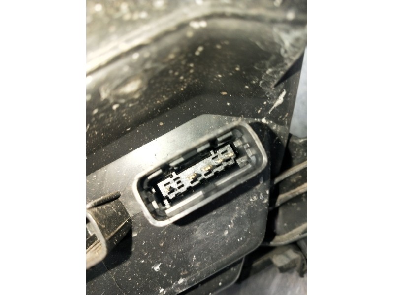 Recambio de faro derecho para renault laguna iii (bt0/1) 2.0 dci (bt07, bt0j, bt14, bt1a, bt1s) referencia OEM IAM   2008
