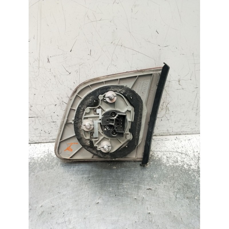Recambio de piloto trasero izquierdo interior para volkswagen phaeton (3d2/3d8) tdi v10 (4 asientos) referencia OEM IAM   