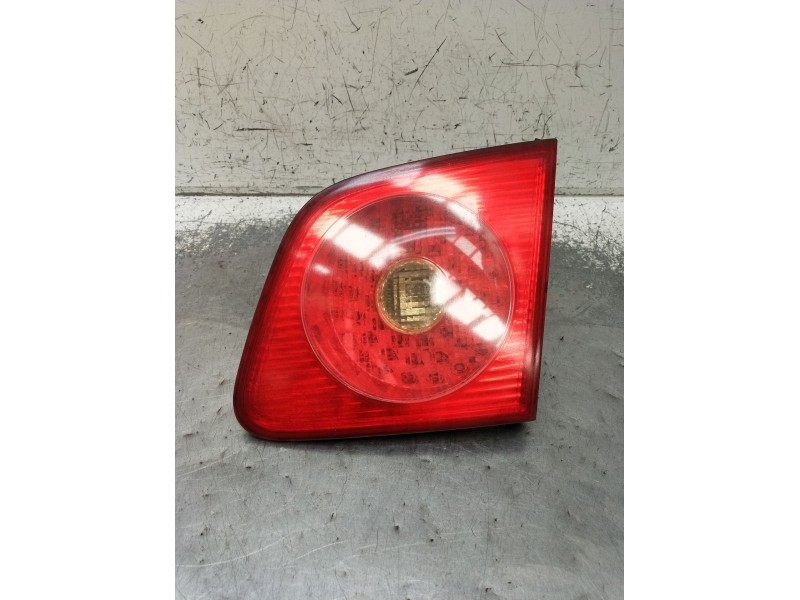 Recambio de piloto trasero derecho interior para volkswagen phaeton (3d2/3d8) tdi v10 (4 asientos) referencia OEM IAM   2002