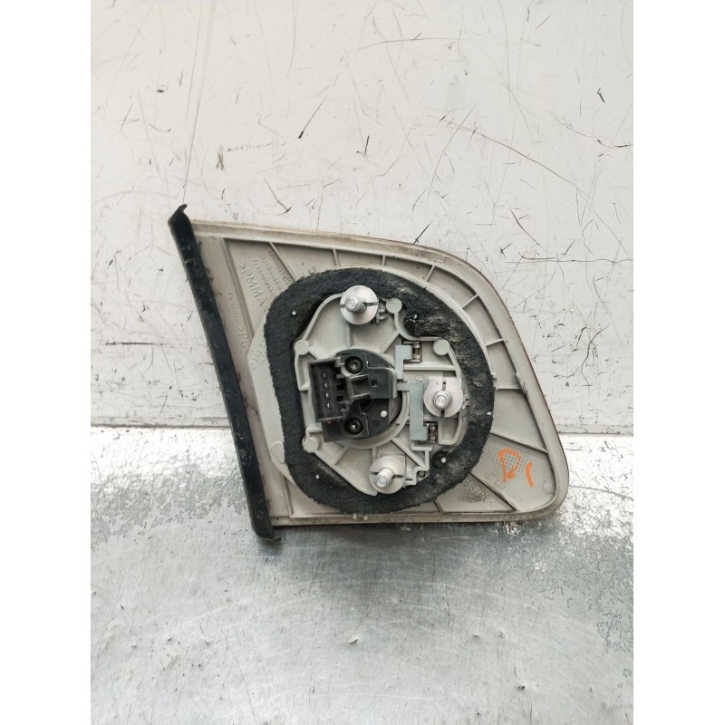 Recambio de piloto trasero derecho interior para volkswagen phaeton (3d2/3d8) tdi v10 (4 asientos) referencia OEM IAM   2002