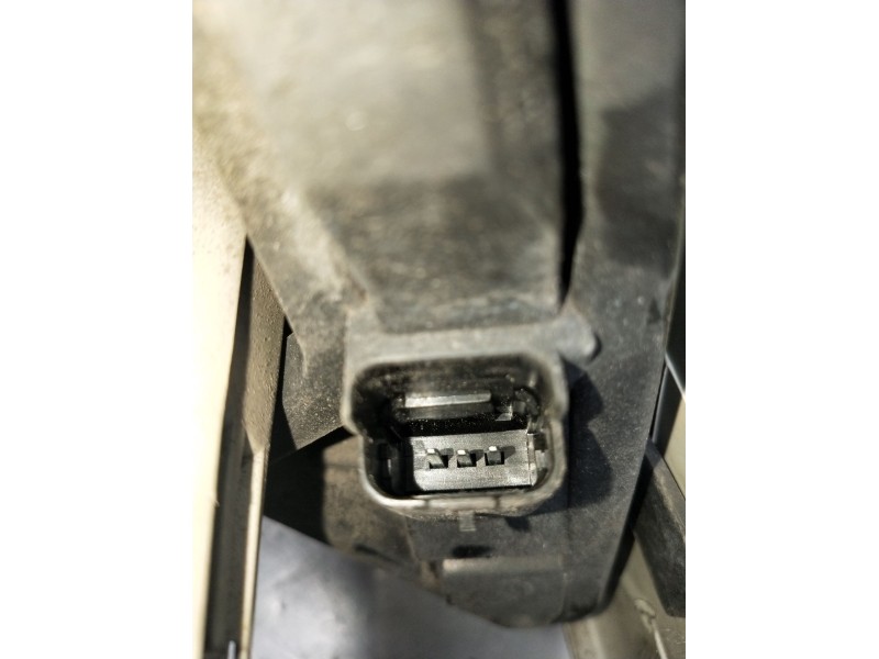 Recambio de piloto trasero izquierdo para renault laguna iii (bt0/1) 2.0 dci (bt07, bt0j, bt14, bt1a, bt1s) referencia OEM IAM  