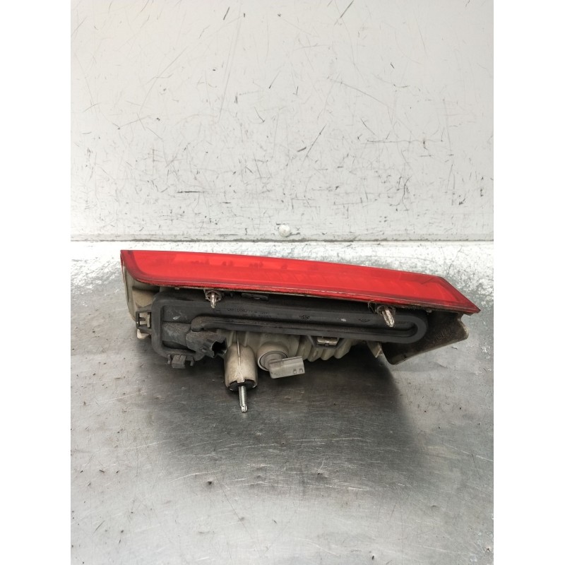Recambio de piloto trasero derecho interior para renault laguna iii (bt0/1) 2.0 dci (bt07, bt0j, bt14, bt1a, bt1s) referencia OE